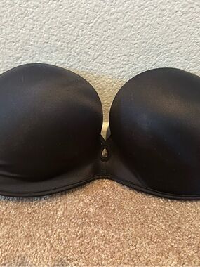 Victoria's Secret Black Bombshell Strapless Push-Up Bandeau Bra